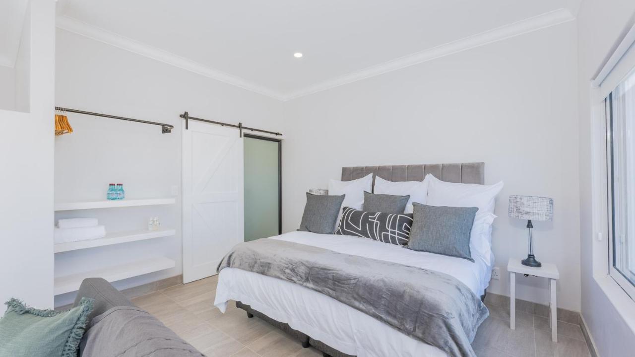 34.4 Degrees South Studio Apartment Agulhas Bagian luar foto
