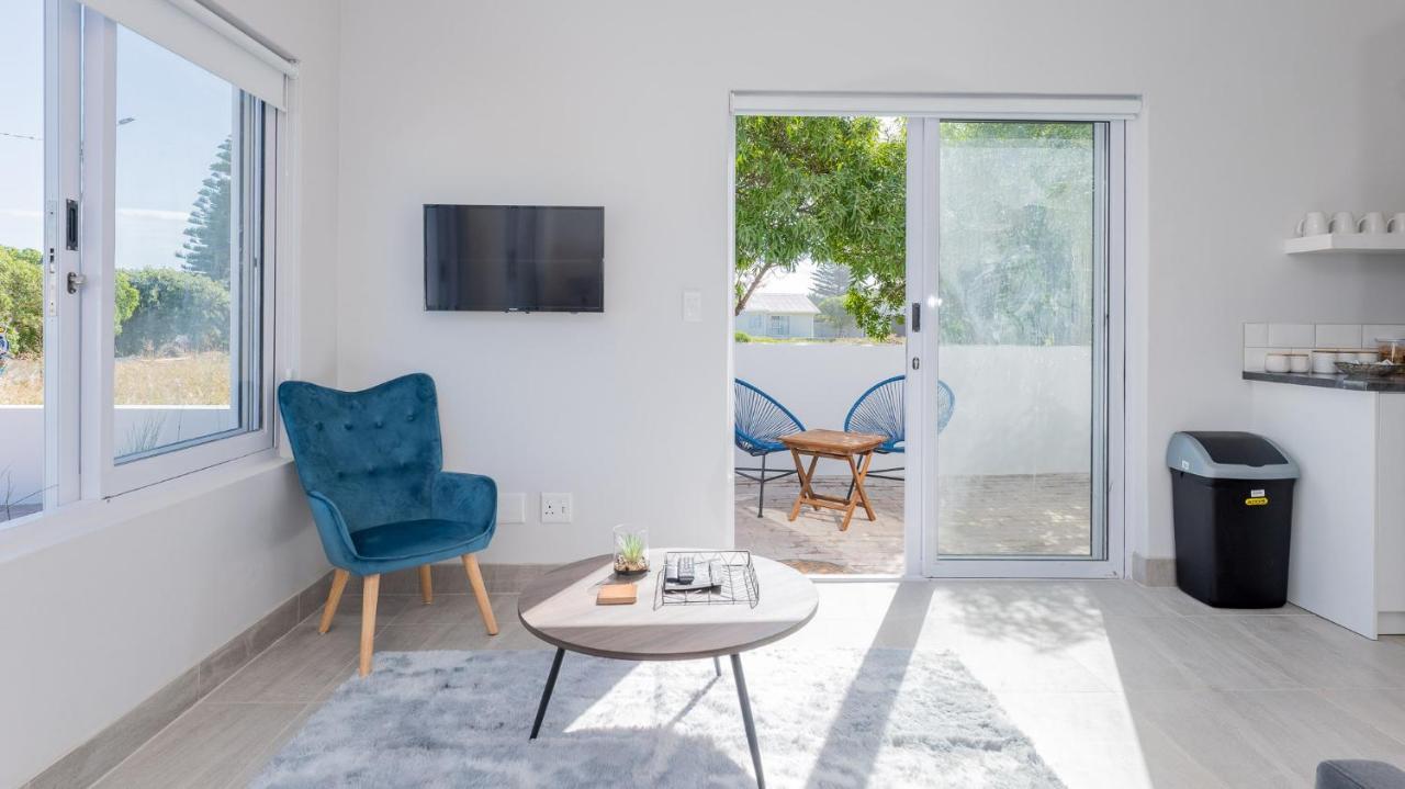 34.4 Degrees South Studio Apartment Agulhas Bagian luar foto